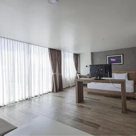 B2 Bangna Premier Hotel