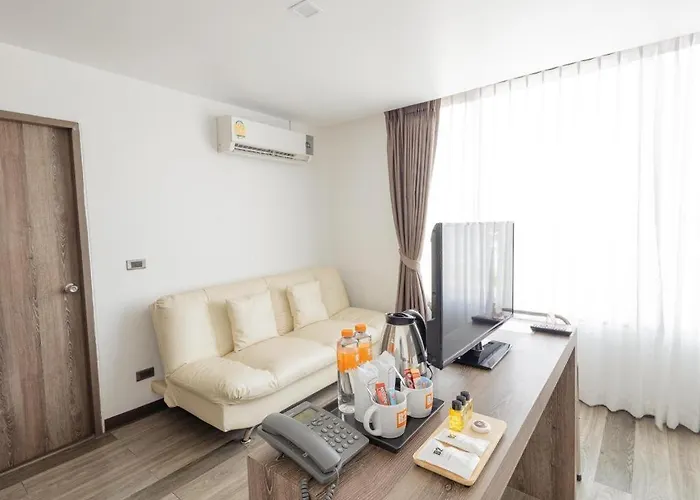 B2 Bangna Premier Hotel