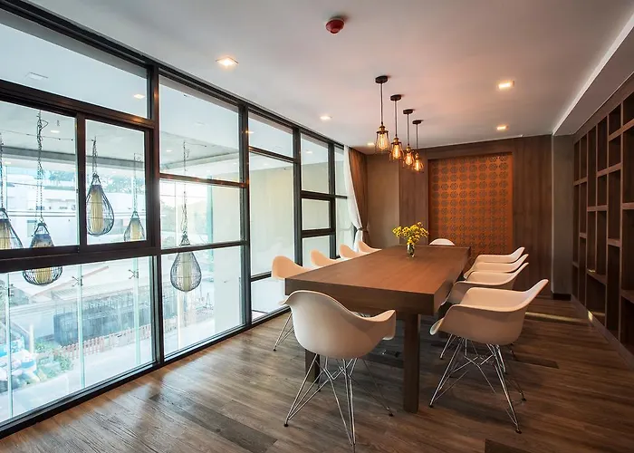 B2 Bangna Premier 3*